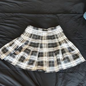 Black and white plaid skirt